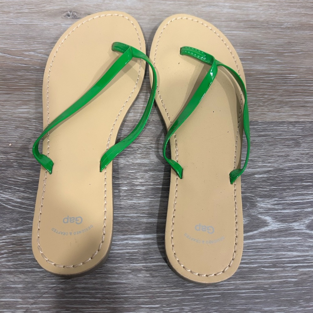 GAP Women's Green Flip Flops